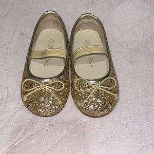 Super Cute Gold Glitter Shoes